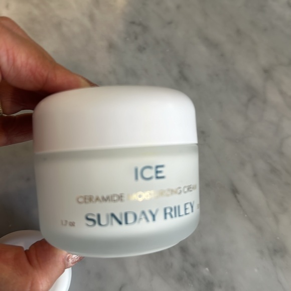 Sunday Riley Ice Moisturizer - Picture 3 of 4